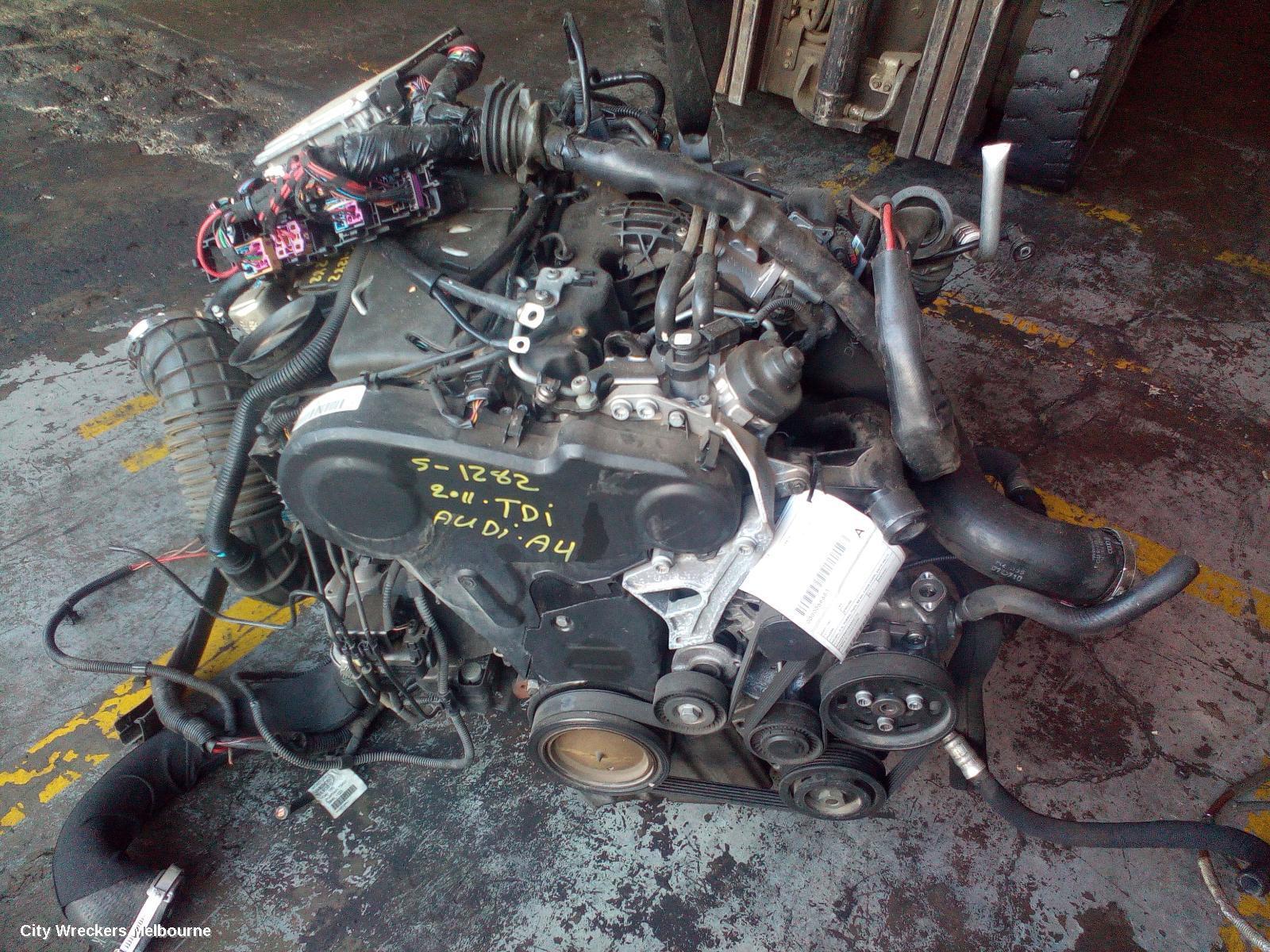 AUDI A4 2011 Engine