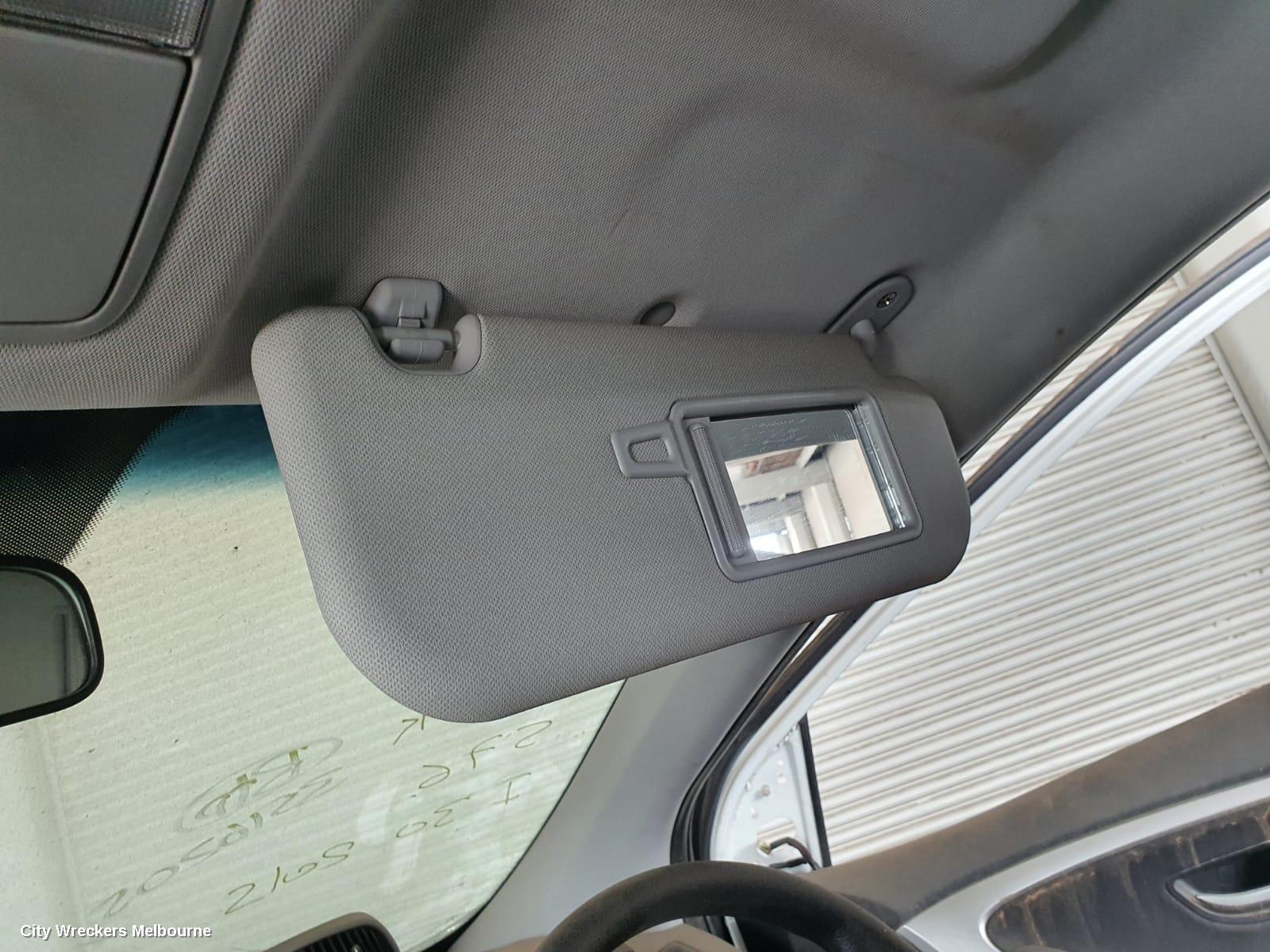 HYUNDAI I30 2016 Sunvisor