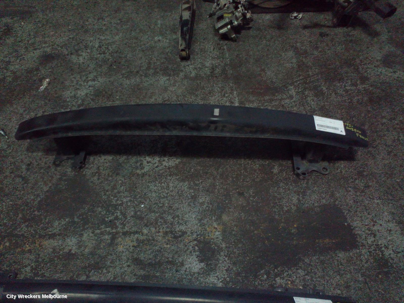 VOLKSWAGEN POLO 2008 F/Bar Reinforc/Brack