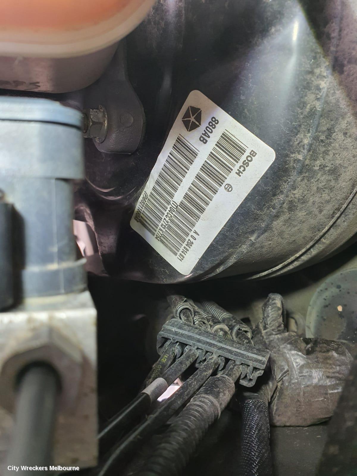 JEEP CHEROKEE 2015 Master Cylinder