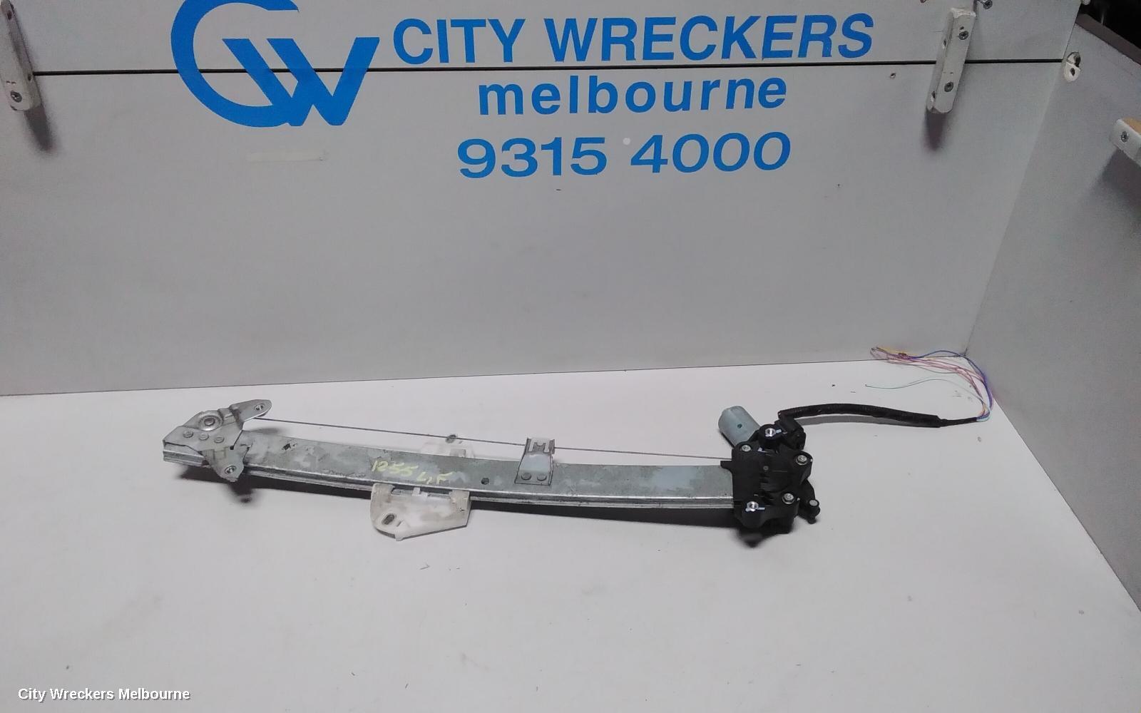 HONDA HRV 2018 Left Front Window Reg/Motor