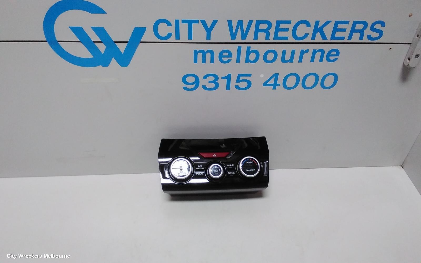 SUBARU FORESTER 2018 Heater/Ac Controls