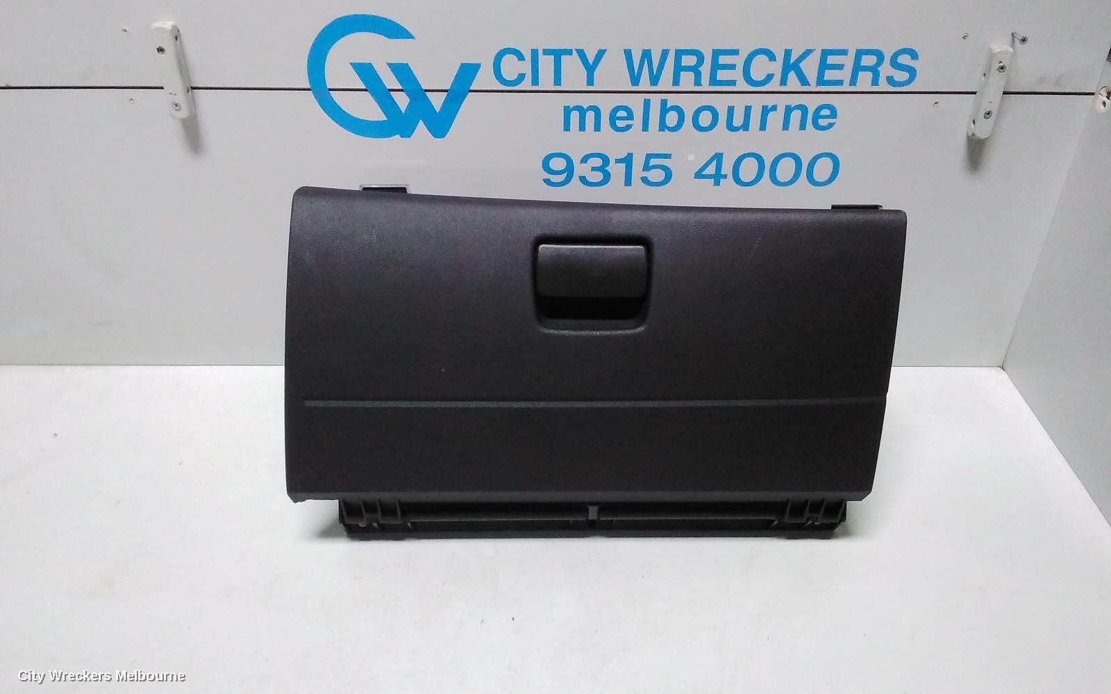HOLDEN COMMODORE 2014 Glove Box