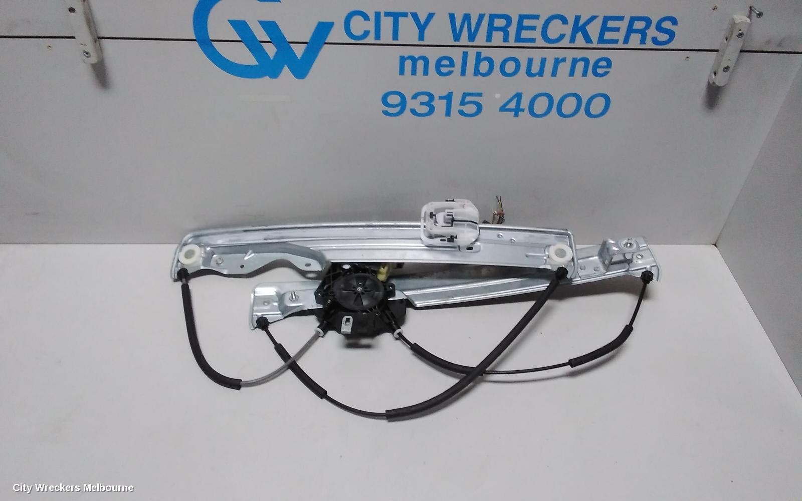 FORD ESCAPE 2018 Left Front Window Reg/Motor