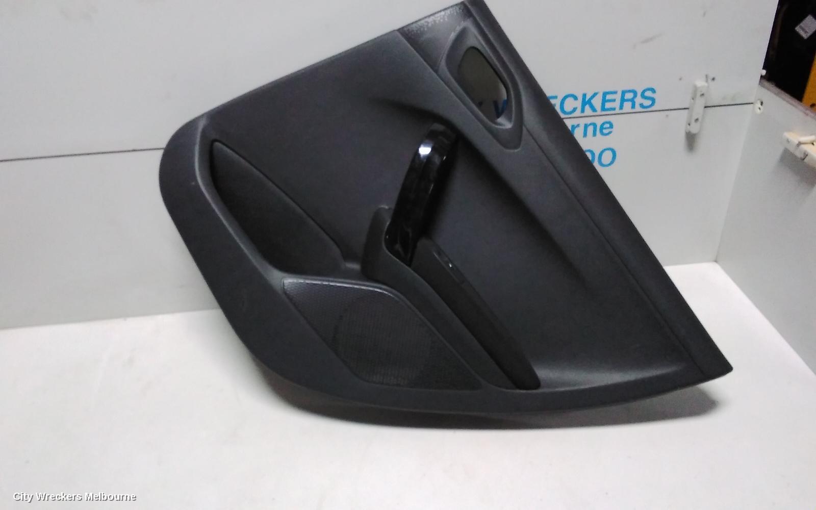 PEUGEOT 208 2014 Door Trim