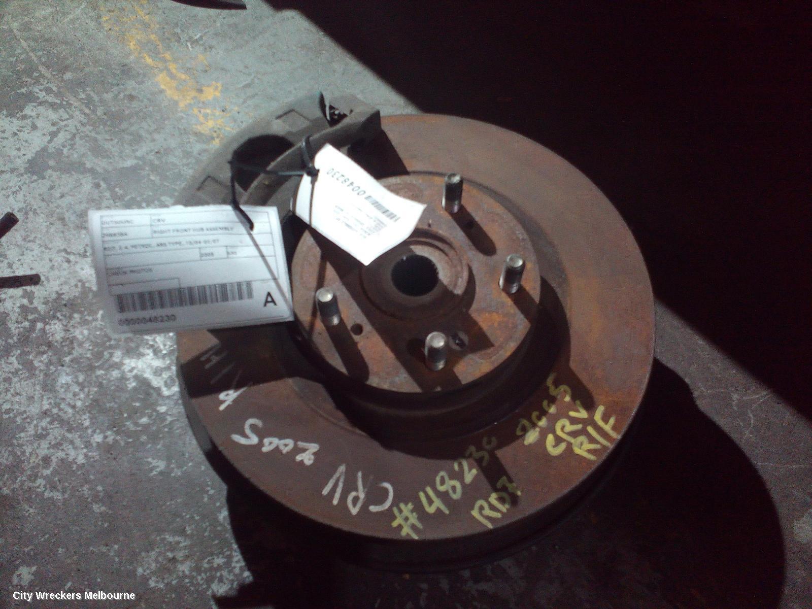 HONDA CRV 2005 Right Front Hub Assembly