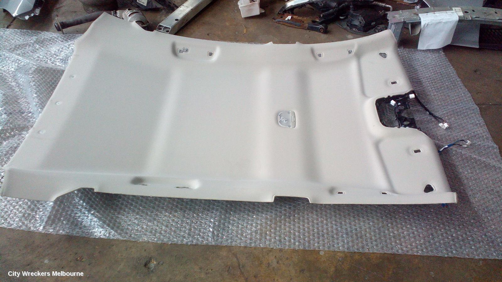 SUBARU IMPREZA 2019 Hoodlining
