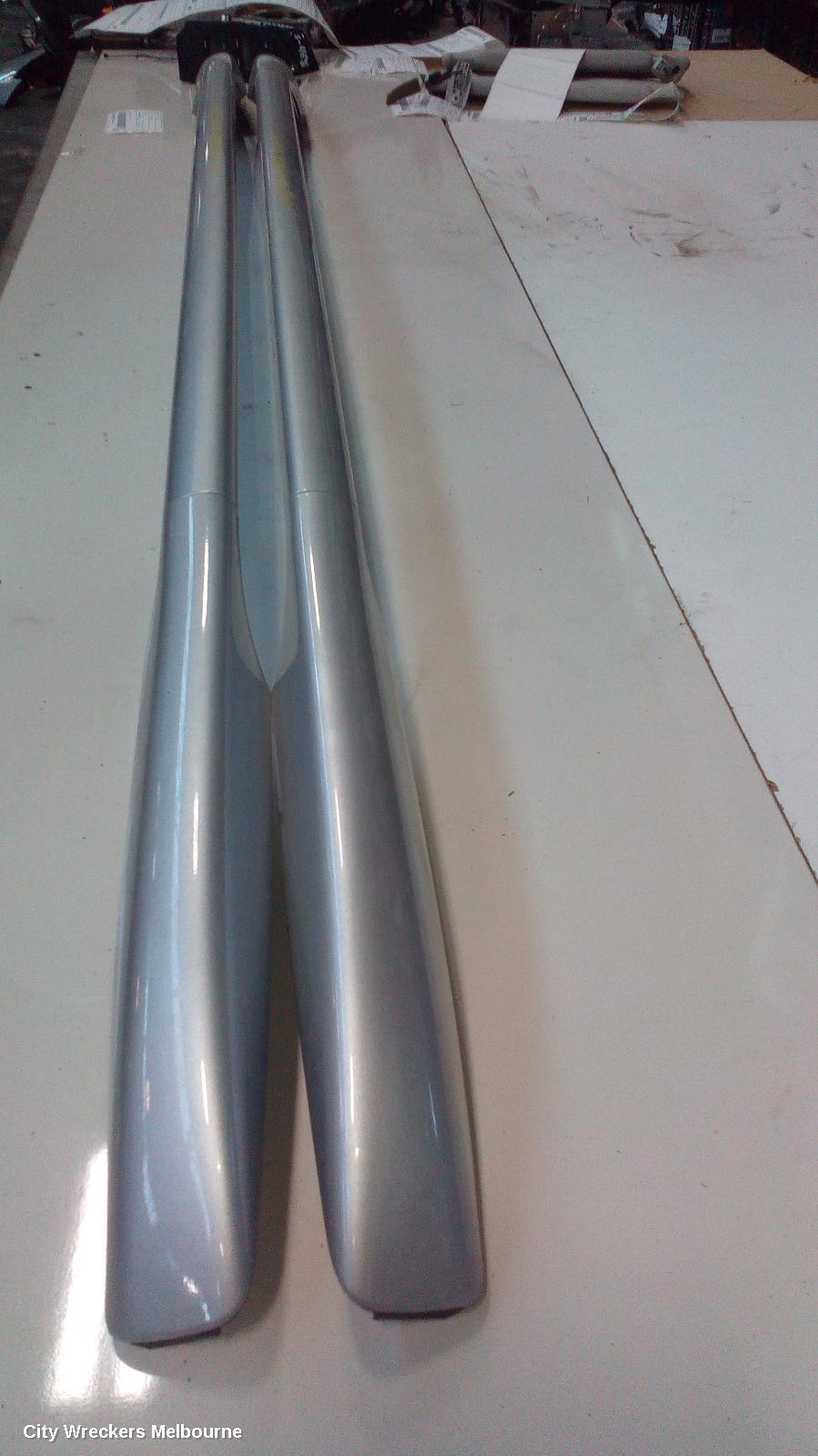 PEUGEOT 308 2009 Roof Rail