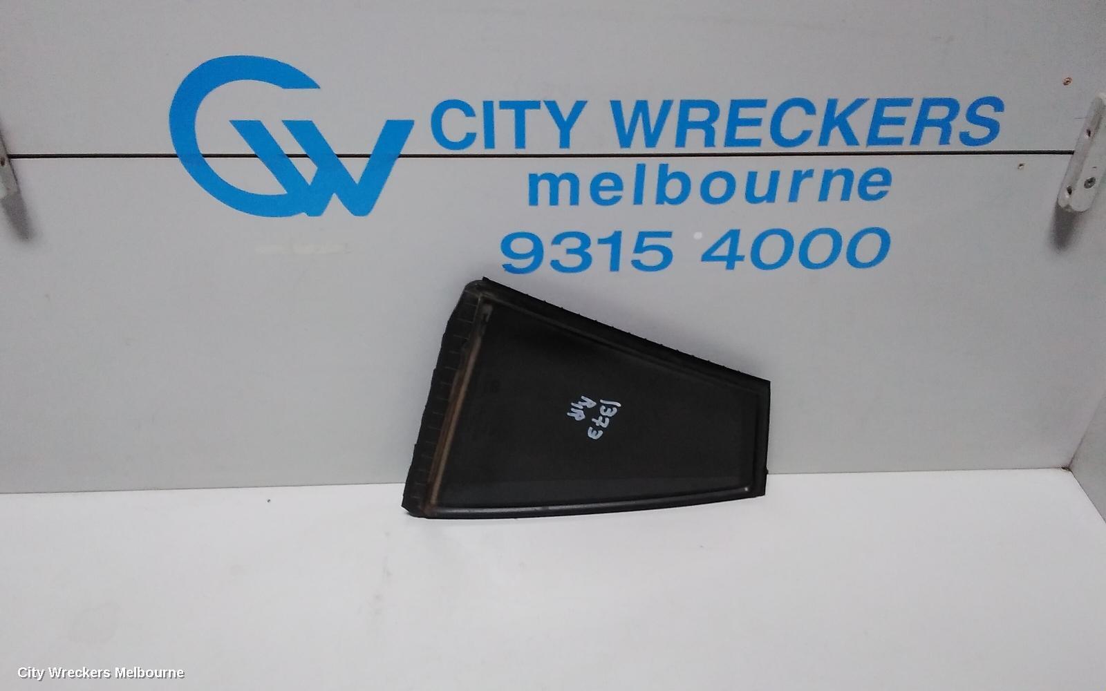 SUBARU IMPREZA 2019 Right Rear 1/4 Door Glass