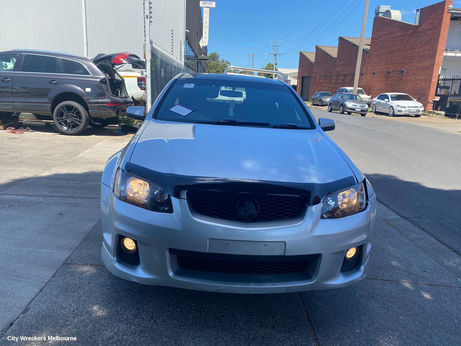 HOLDEN COMMODORE 2011 Fan