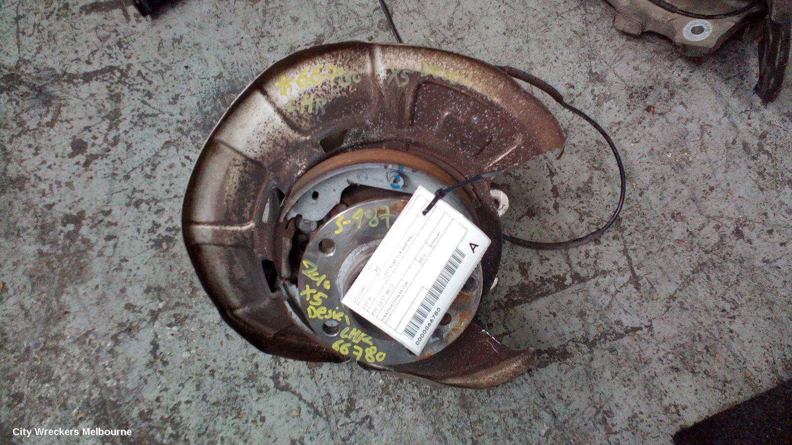 BMW X5 2010 Left Rear Hub Assembly