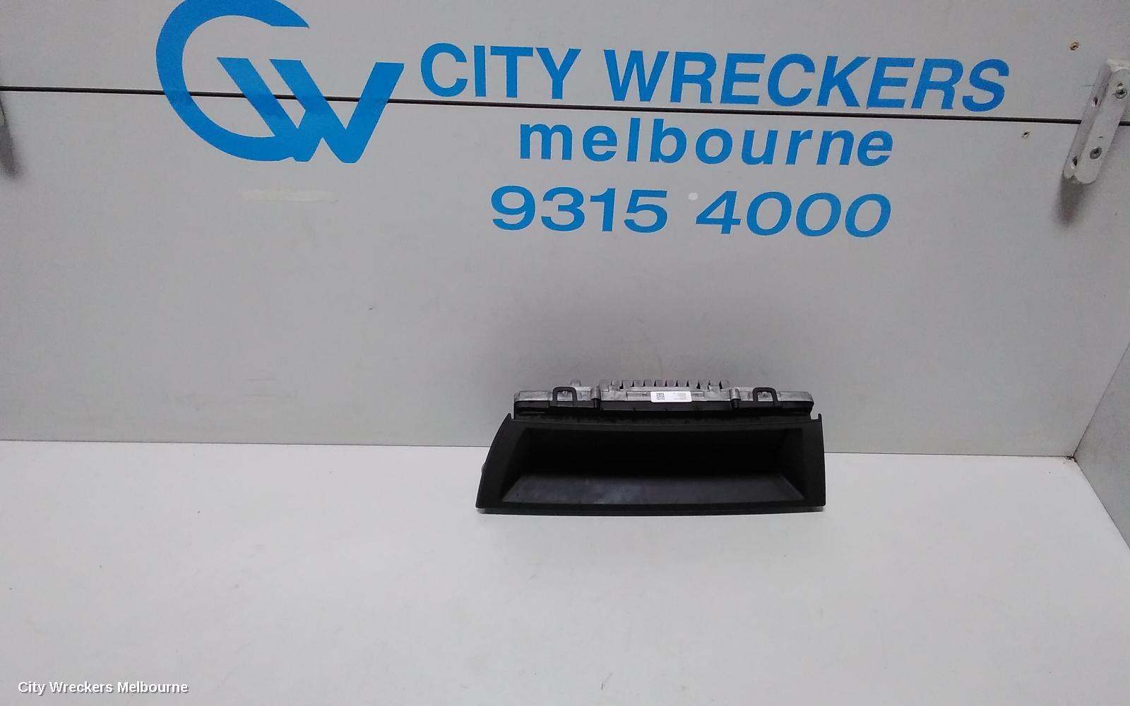 BMW X5 2012 Radio/Cd/Dvd/Sat/Tv
