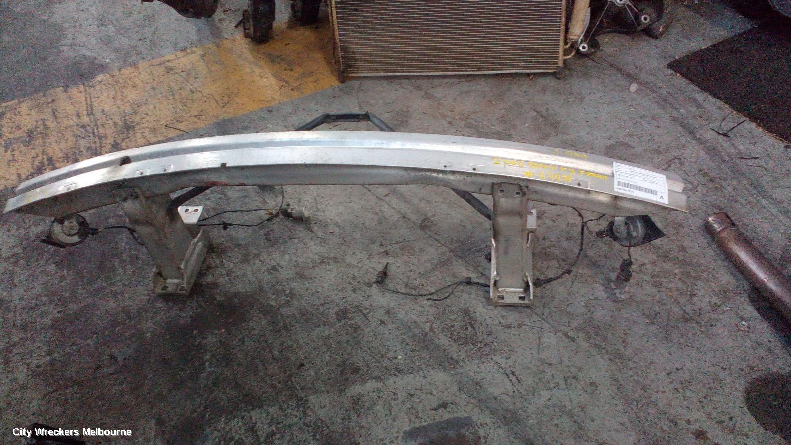 BMW X3 2006 F/Bar Reinforc/Brack