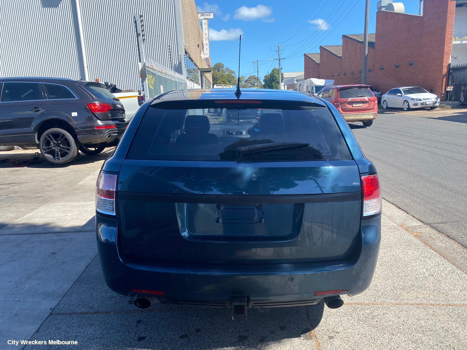 HOLDEN COMMODORE 2010 Left Rear Door/Sliding