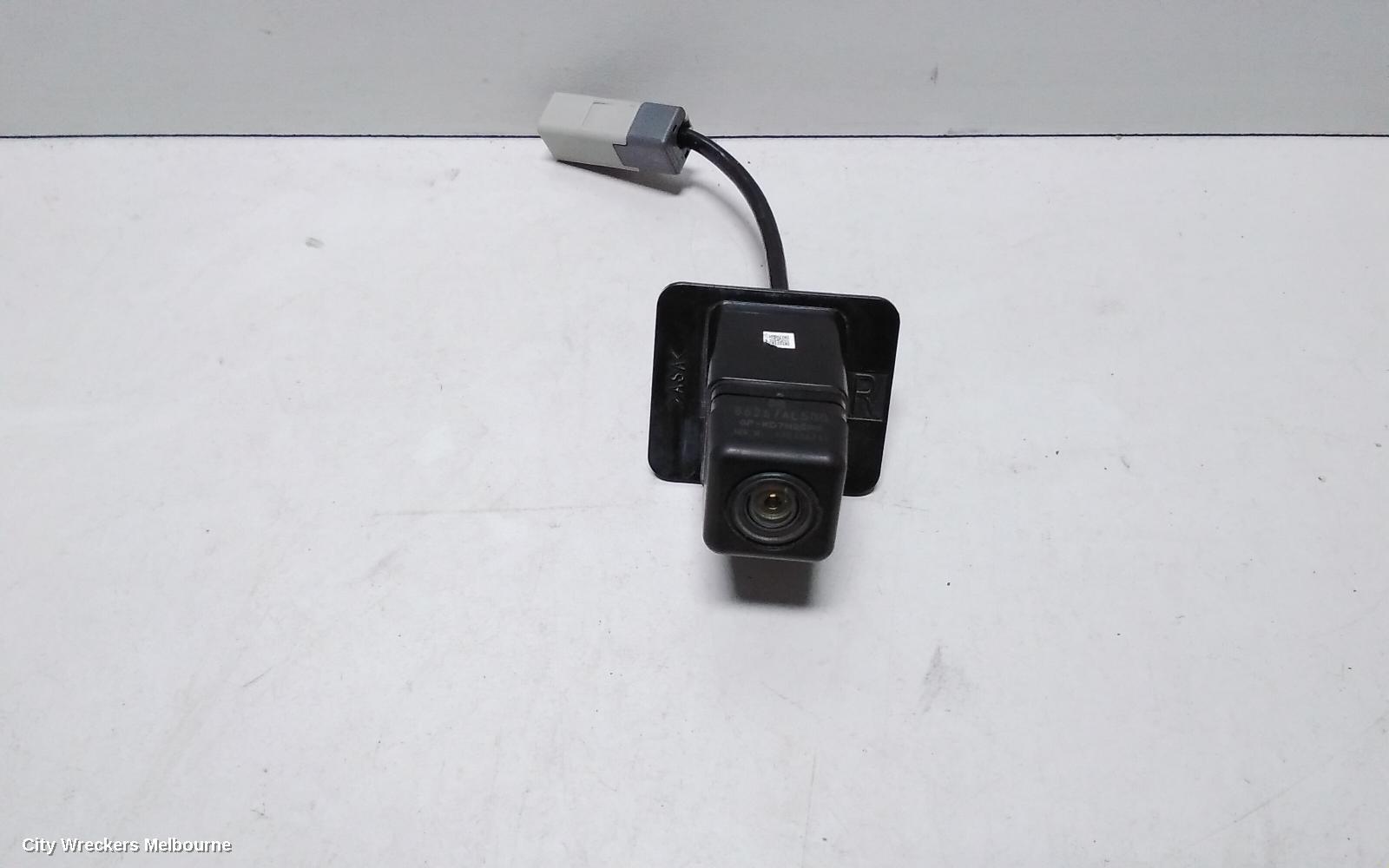 SUBARU OUTBACK 2016 REVERSE_CAMERA