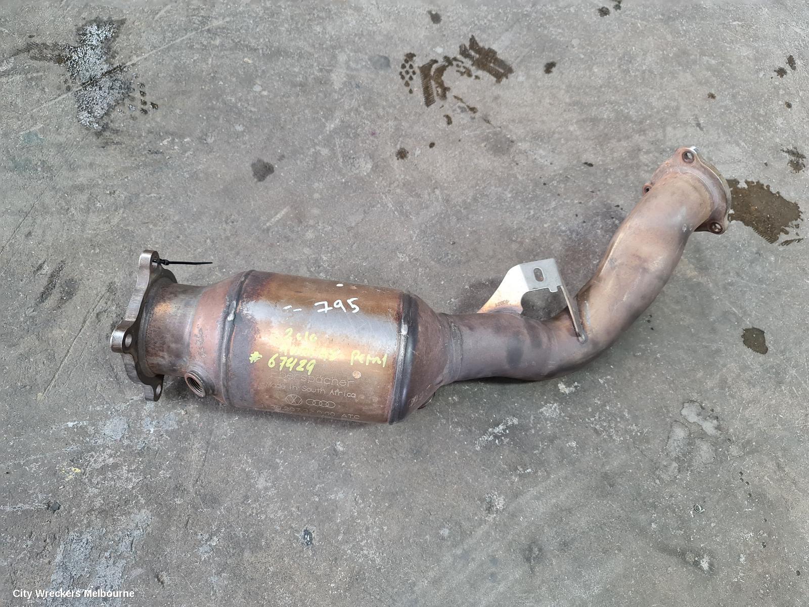 AUDI A5 2010 Catalytic Converter