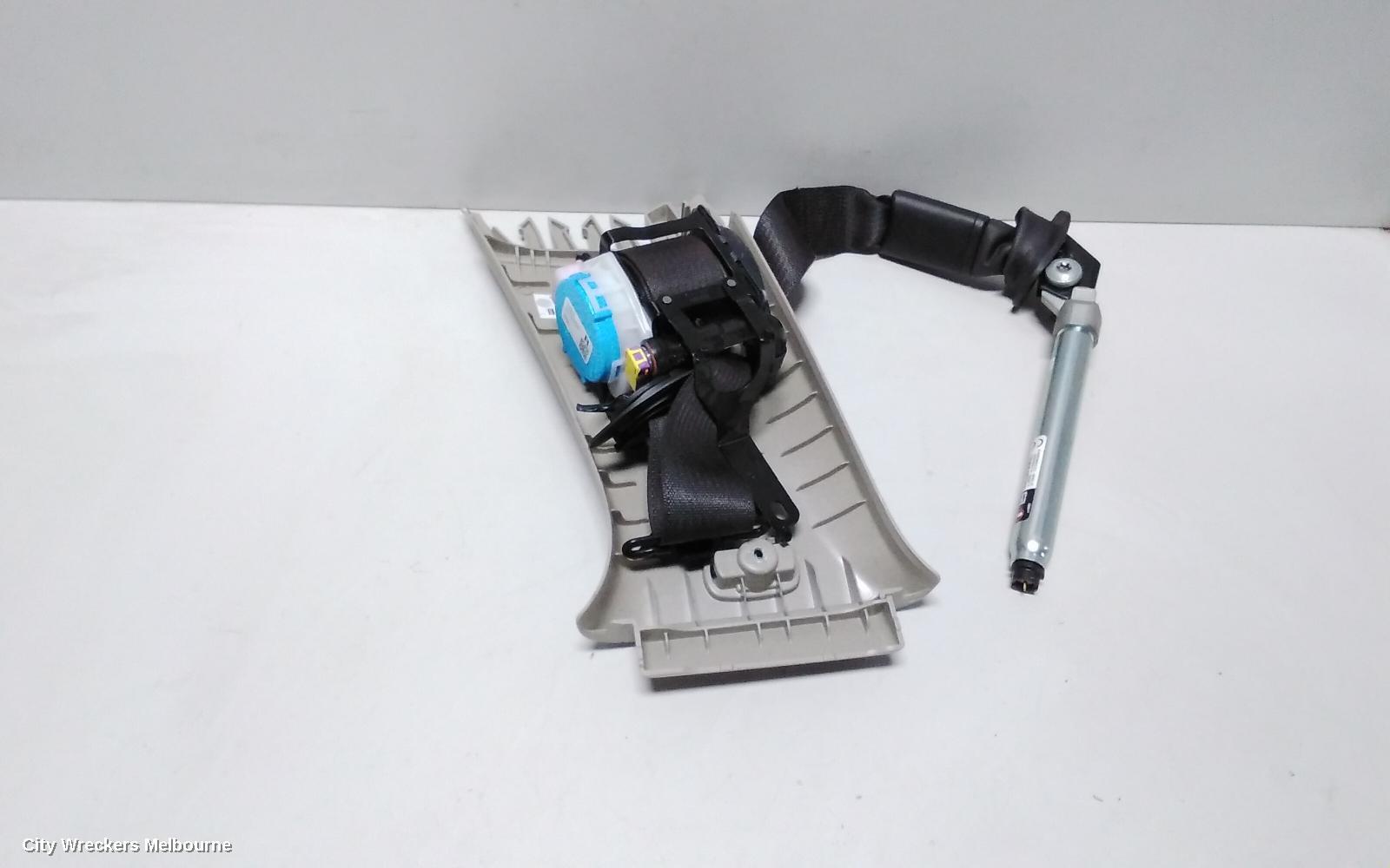 HOLDEN COMMODORE 2018 Seatbelt/Stalk
