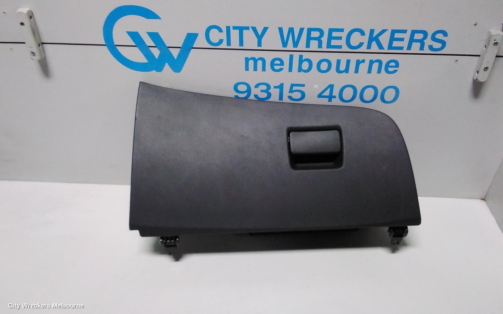 HOLDEN COMMODORE 2018 Glove Box