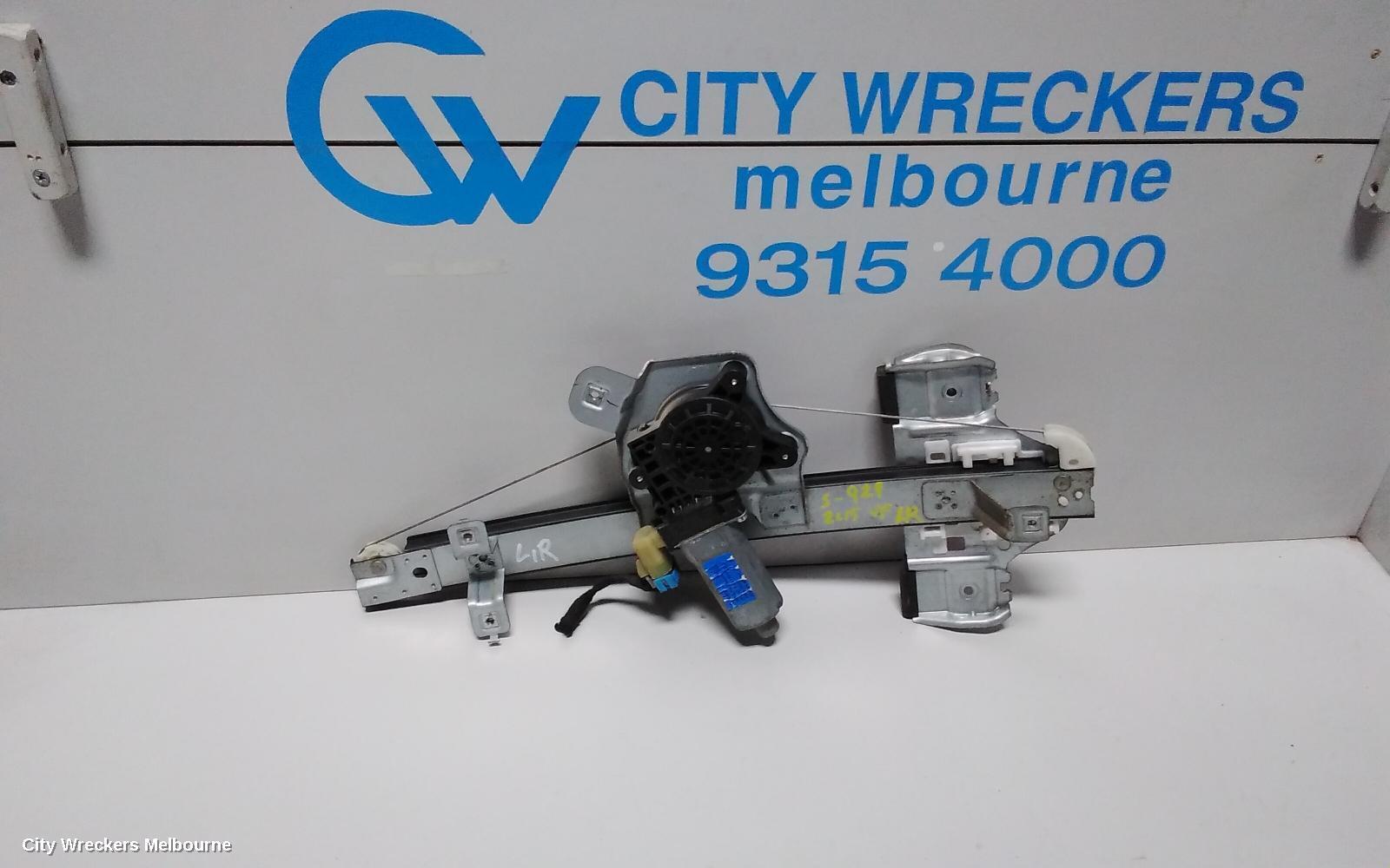 HOLDEN COMMODORE 2015 Left Rear Wnd Reg/Motor