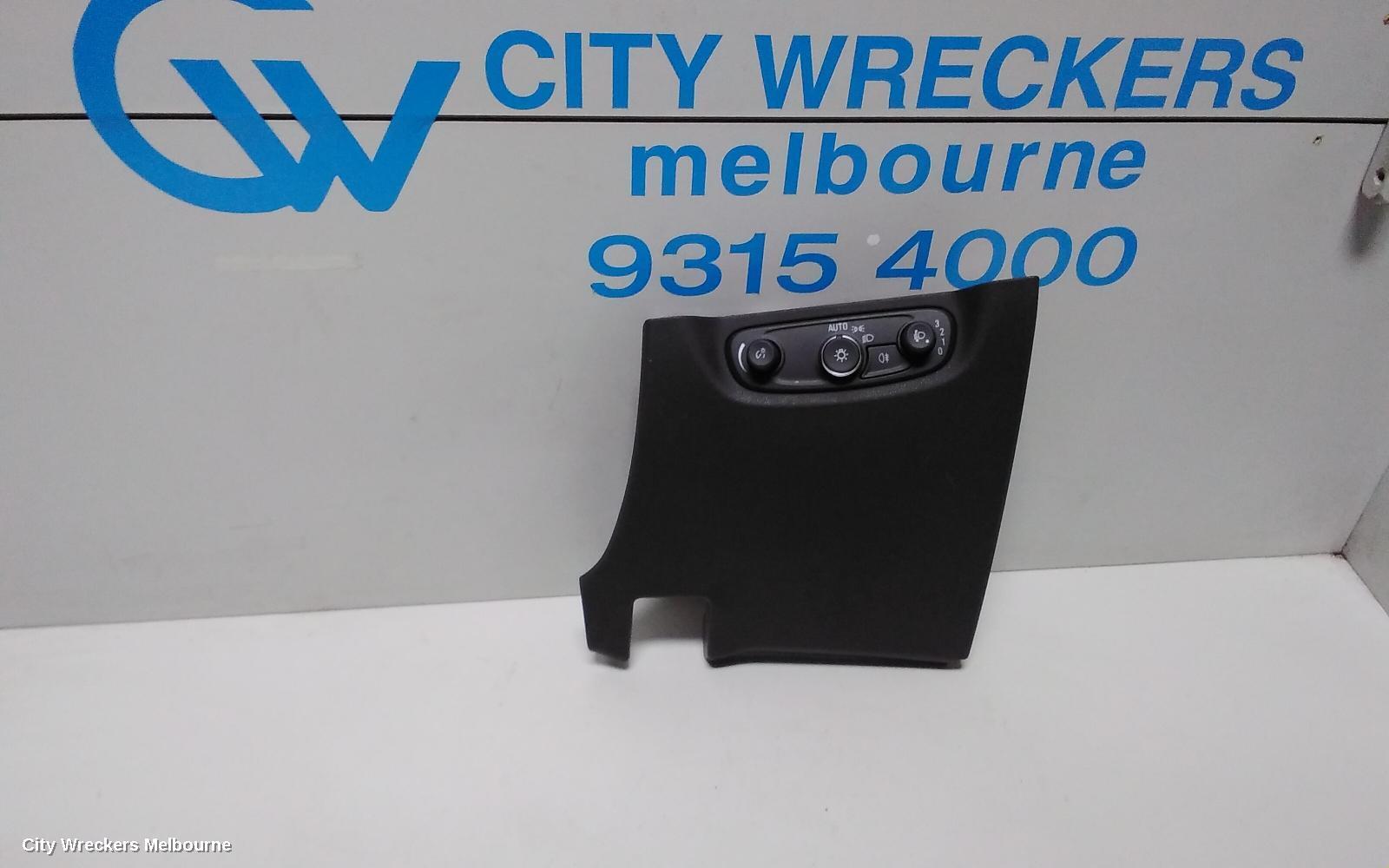 HOLDEN COMMODORE 2018 Combination Switch