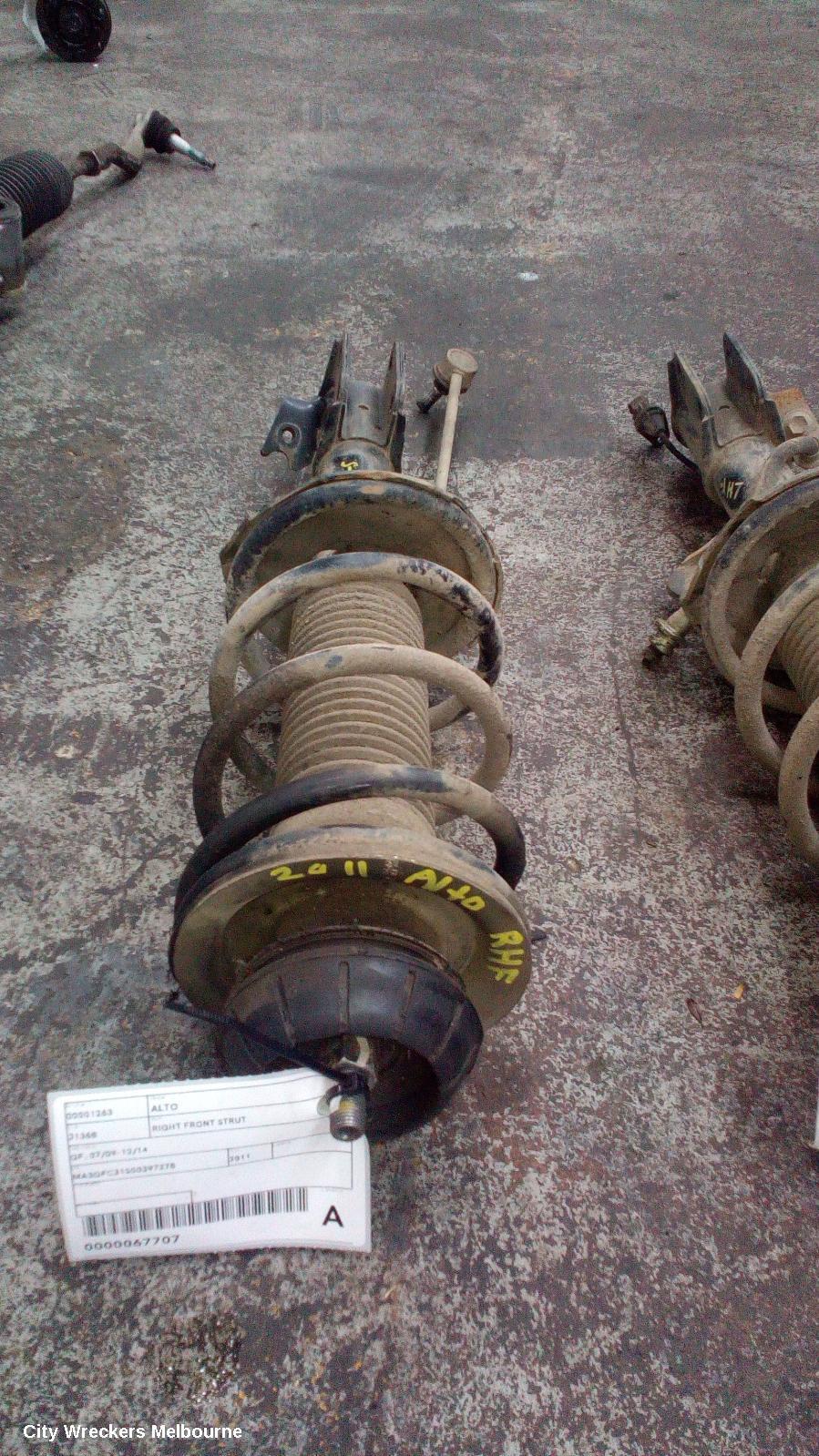 SUZUKI ALTO 2011 Right Front Strut