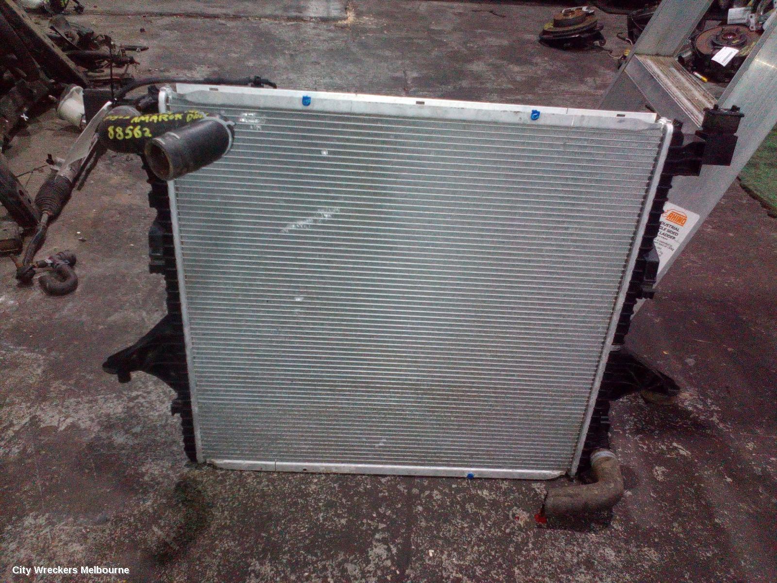 VOLKSWAGEN AMAROK 2014 Radiator