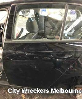 VOLKSWAGEN GOLF 2011 Left Rear Door/Sliding