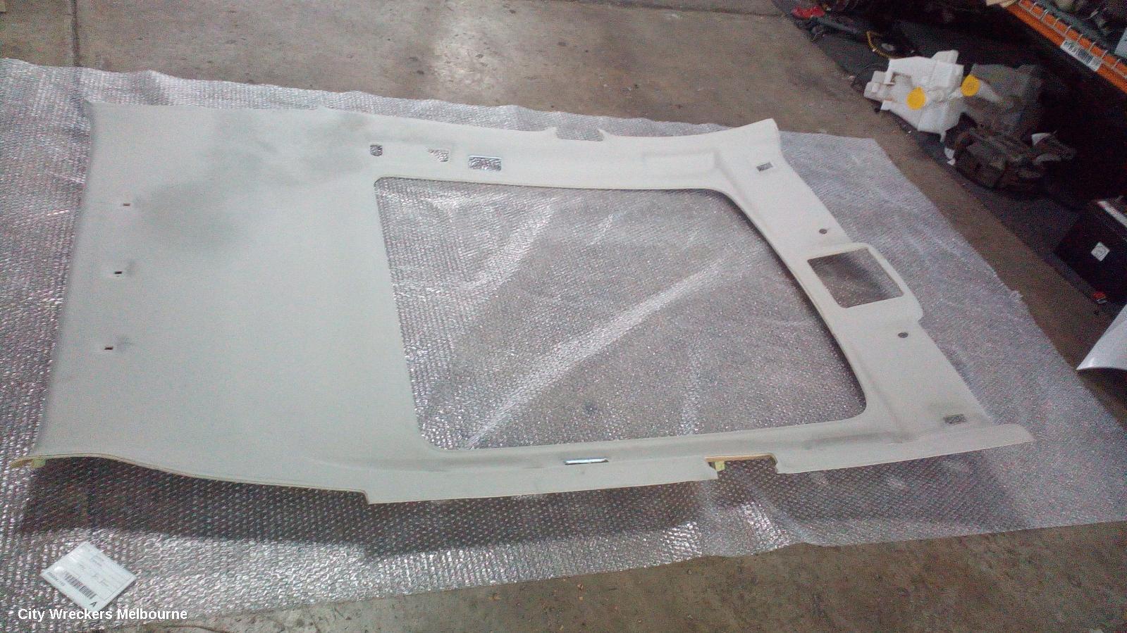 NISSAN QASHQAI 2016 Hoodlining