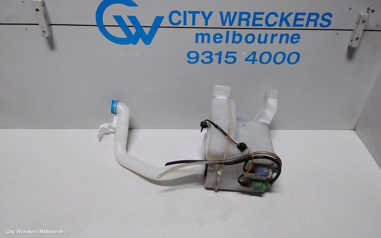 SUZUKI SWIFT 2011 Washer Bottle