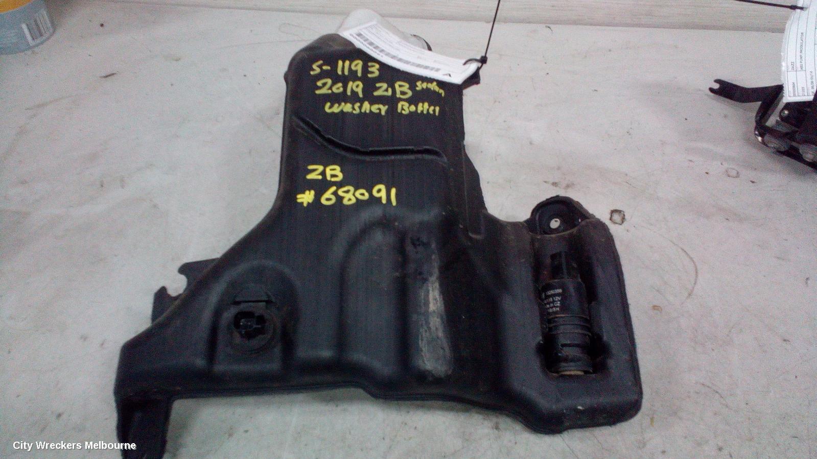 HOLDEN COMMODORE 2019 Washer Bottle