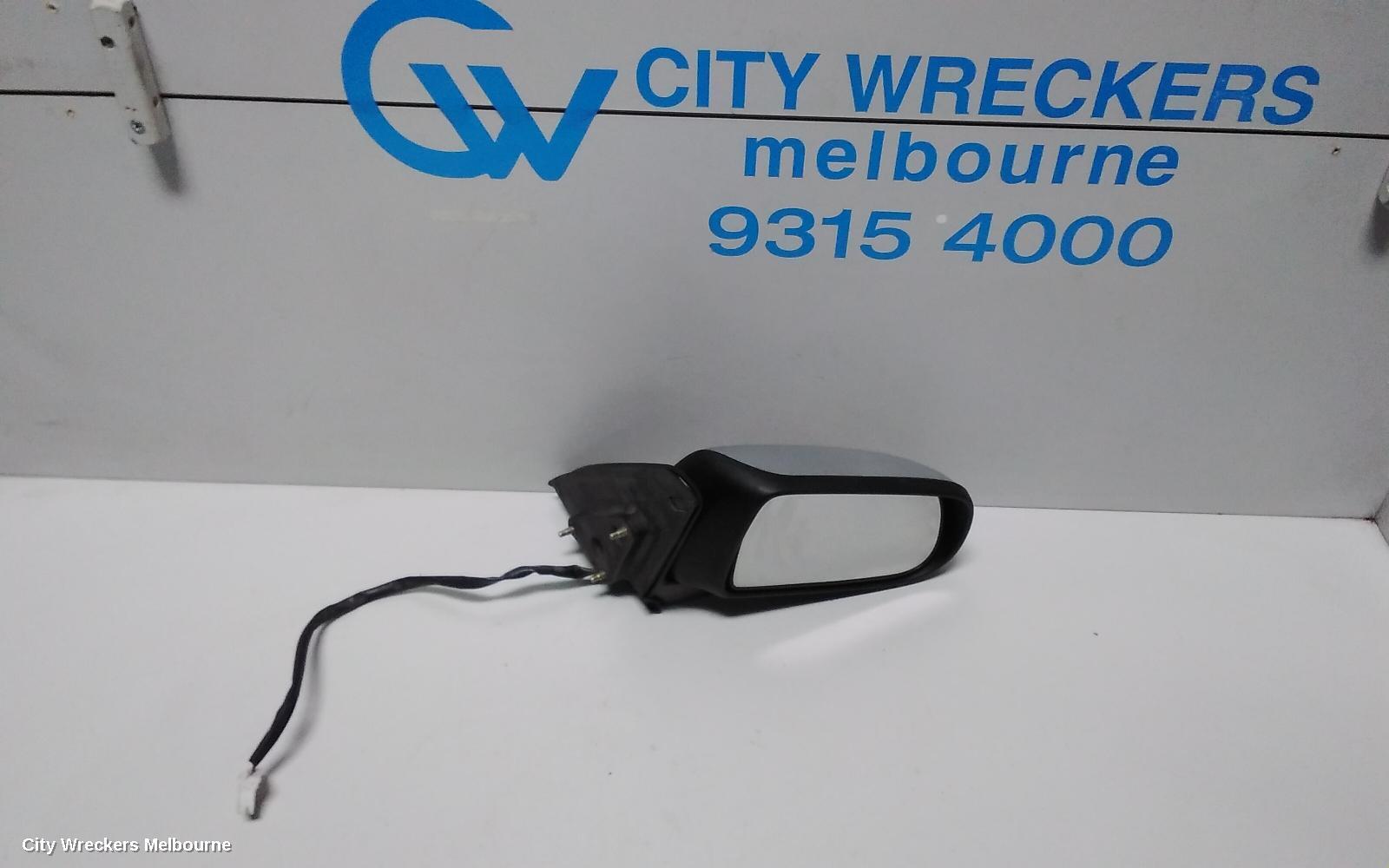MAZDA 121 2000 Right Door Mirror