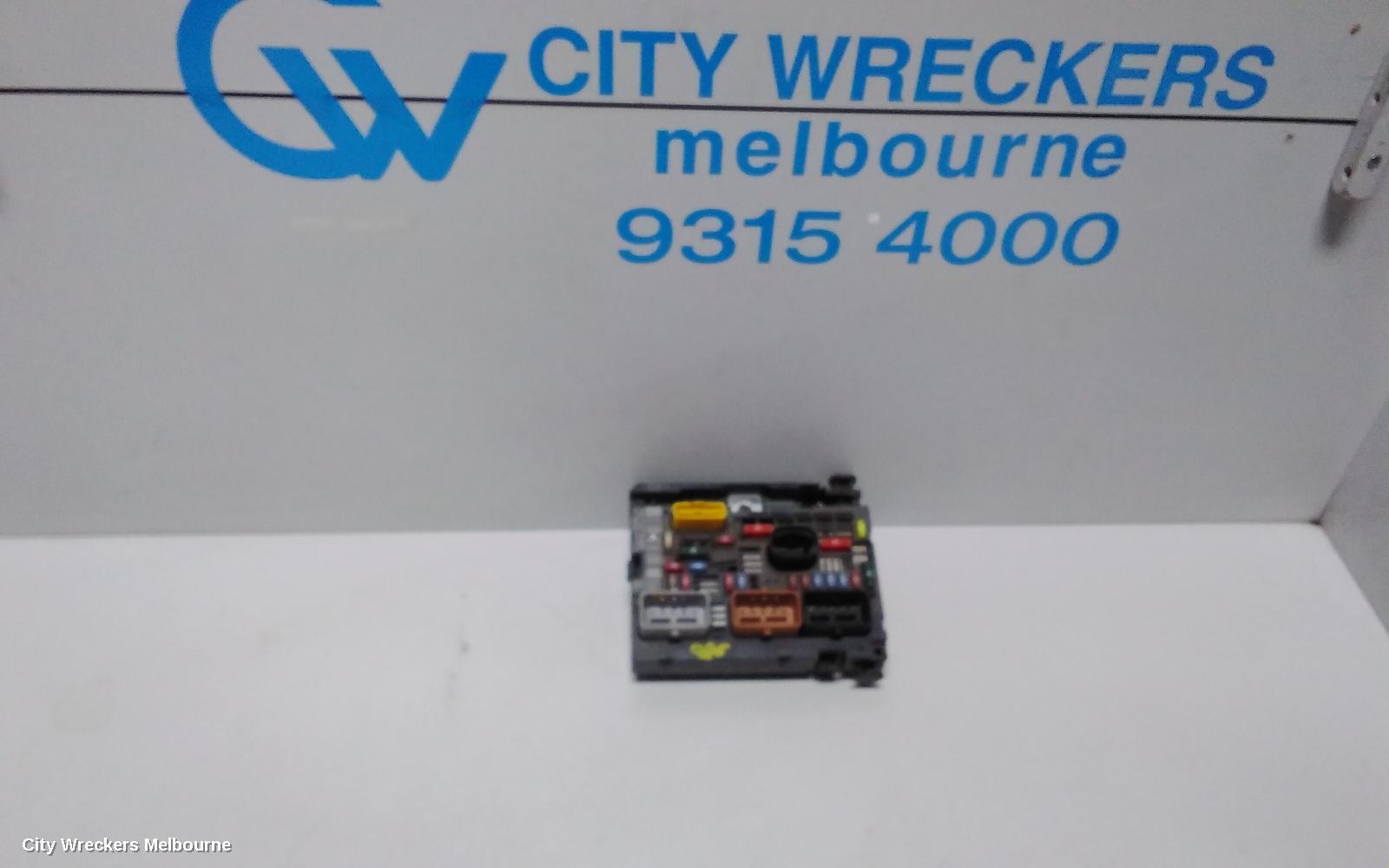 PEUGEOT PARTNER 2012 Fuse Box