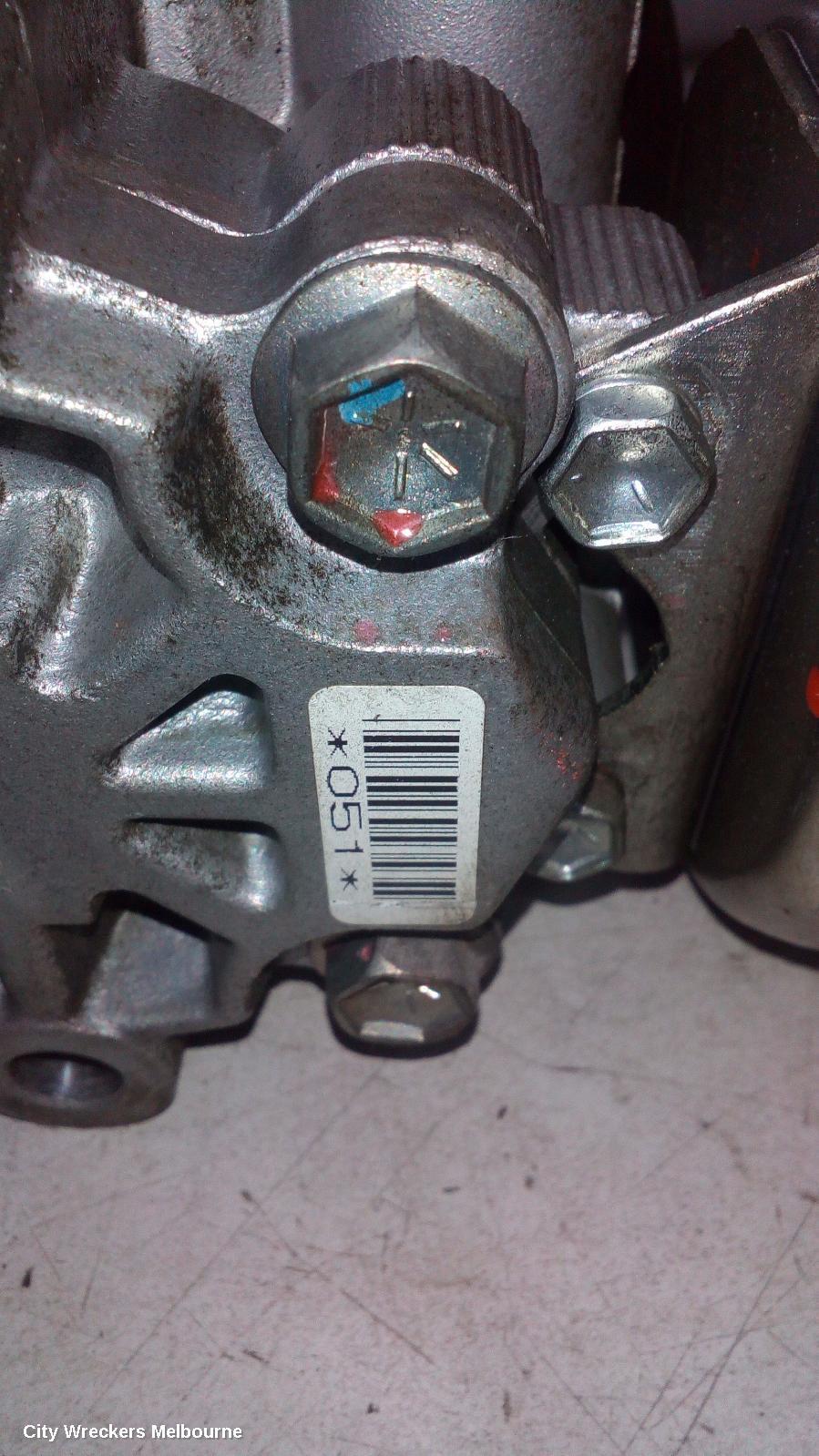 TOYOTA HIACE 2010 Steering Pump
