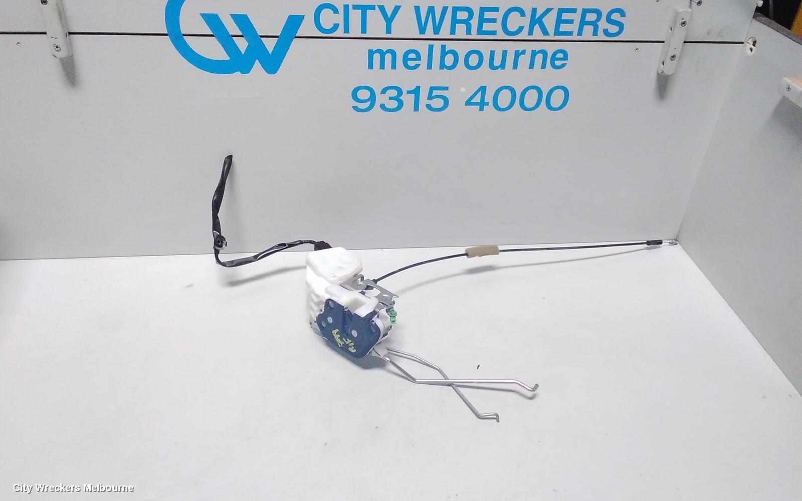 MITSUBISHI PAJERO 2013 Door/Boot/Gate Lock