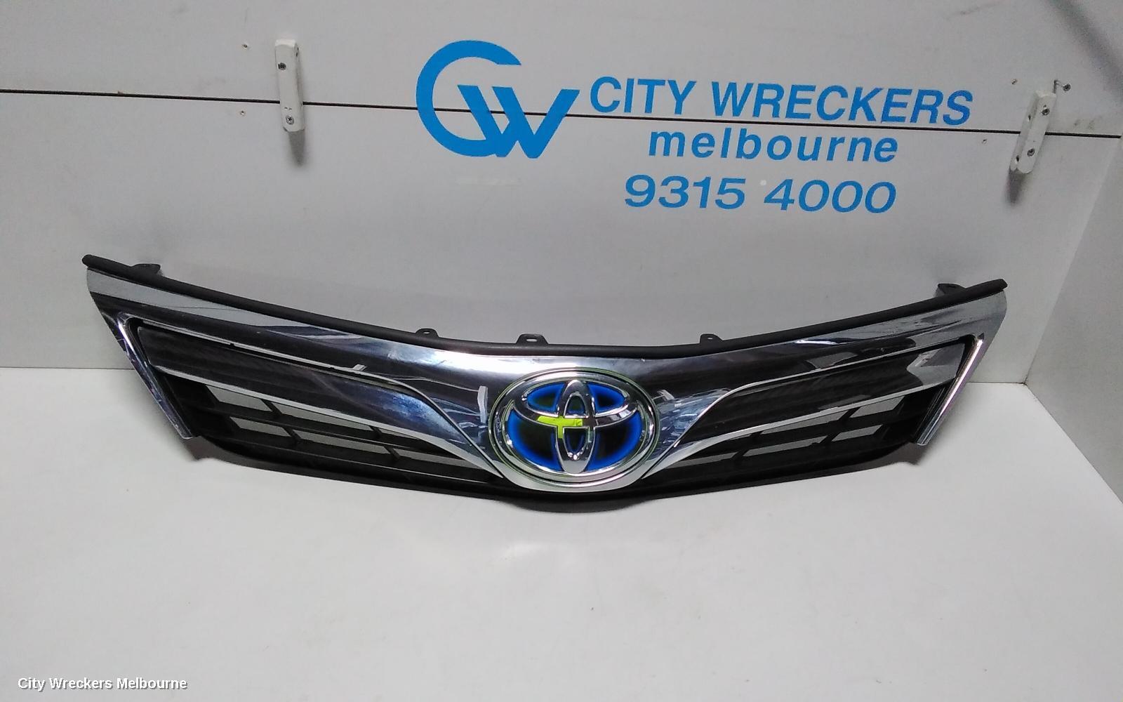 TOYOTA CAMRY 2013 Grille