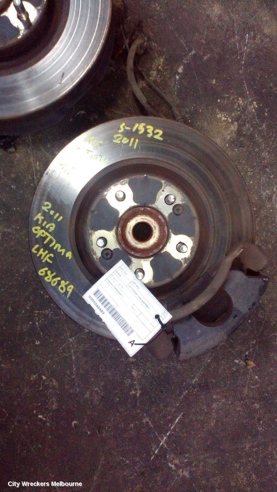 KIA OPTIMA 2011 Left Front Hub Assembly