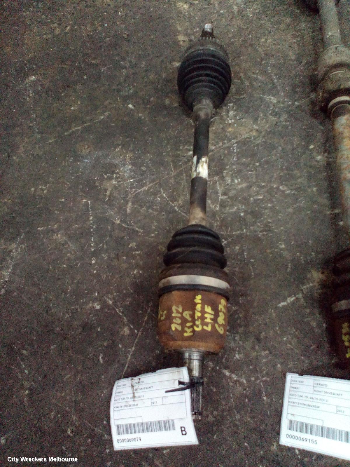 KIA CERATO 2012 Left Driveshaft