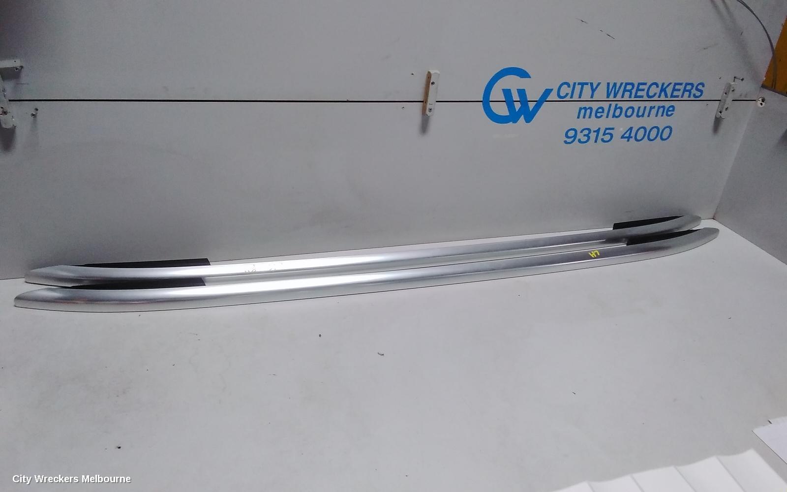 VOLKSWAGEN TIGUAN 2019 Roof Rail
