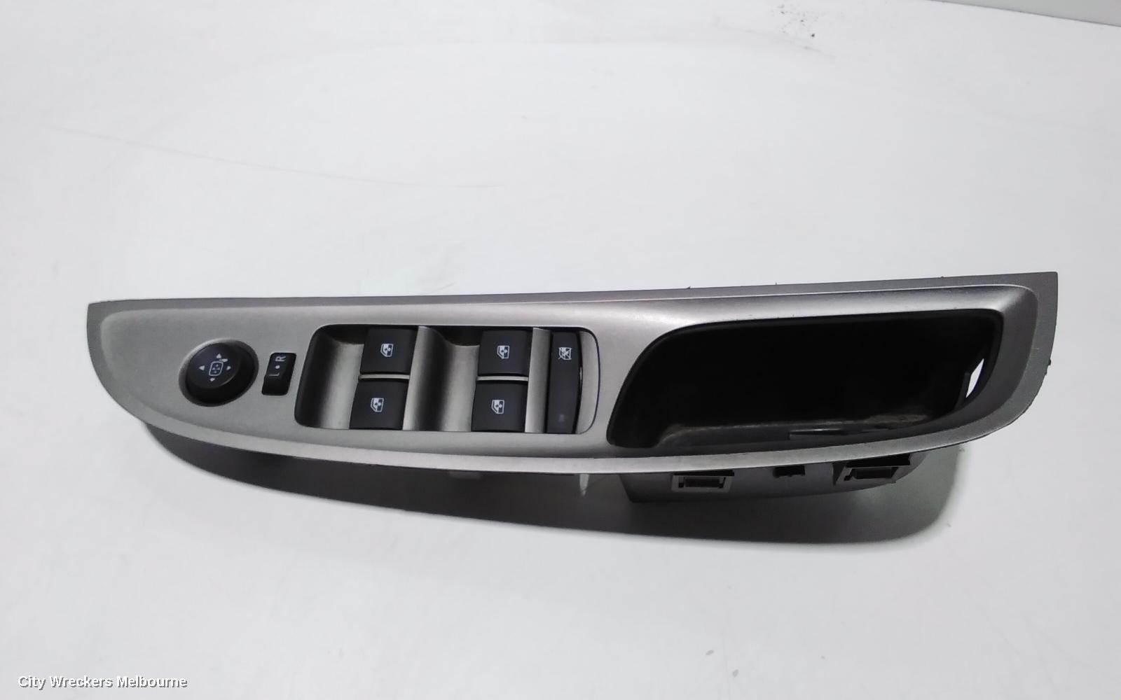 HOLDEN COMMODORE 2016 Pwr Dr Wind Switch