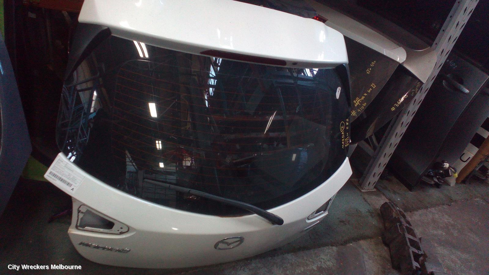 MAZDA 2 2015 Bootlid/Tailgate