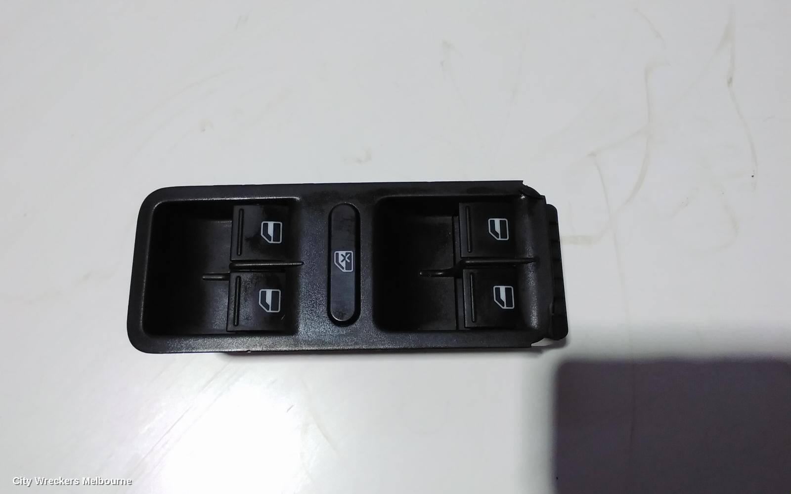 VOLKSWAGEN POLO 2010 Pwr Dr Wind Switch