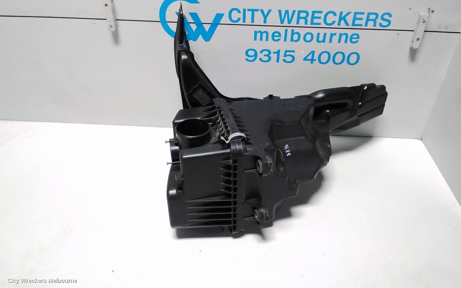MAZDA CX3 2016 Air Cleaner/Box
