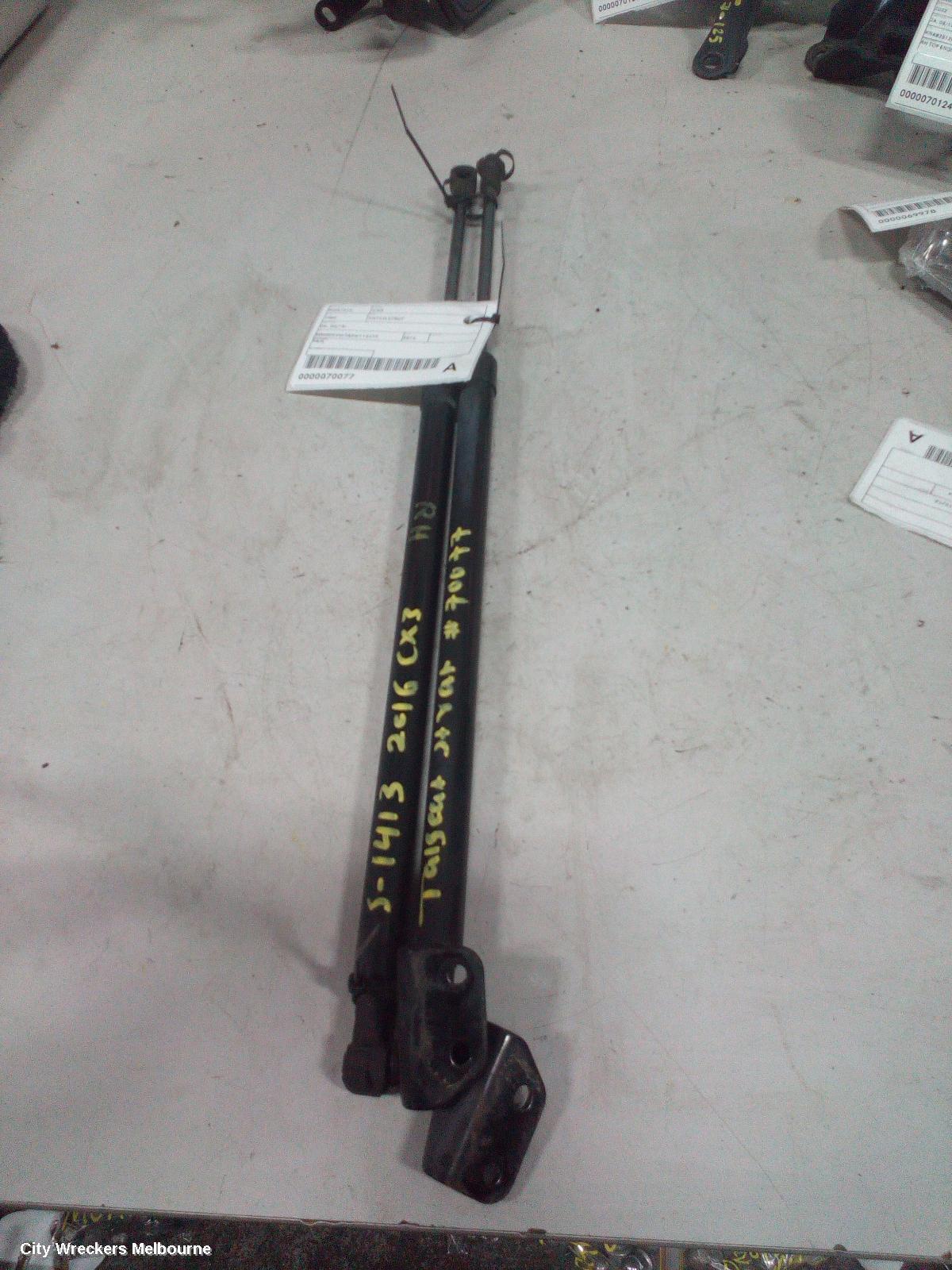MAZDA CX3 2016 Hatch Strut