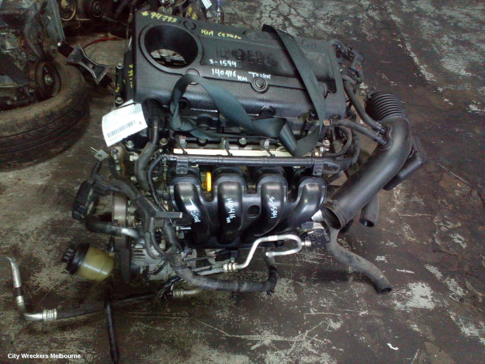 KIA CERATO 2010 Engine