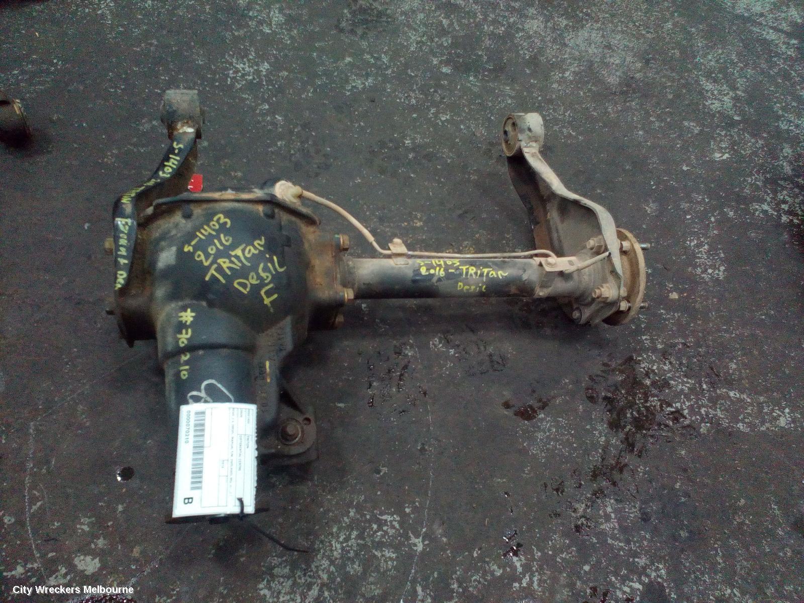 MITSUBISHI TRITON 2016 Differential Centre