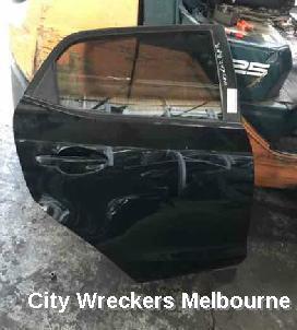 MAZDA 2 2010 RIGHT_REAR_DOOR_SLIDING