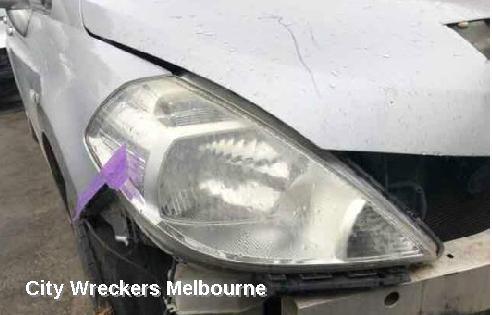 NISSAN TIIDA 2007 Right Headlamp