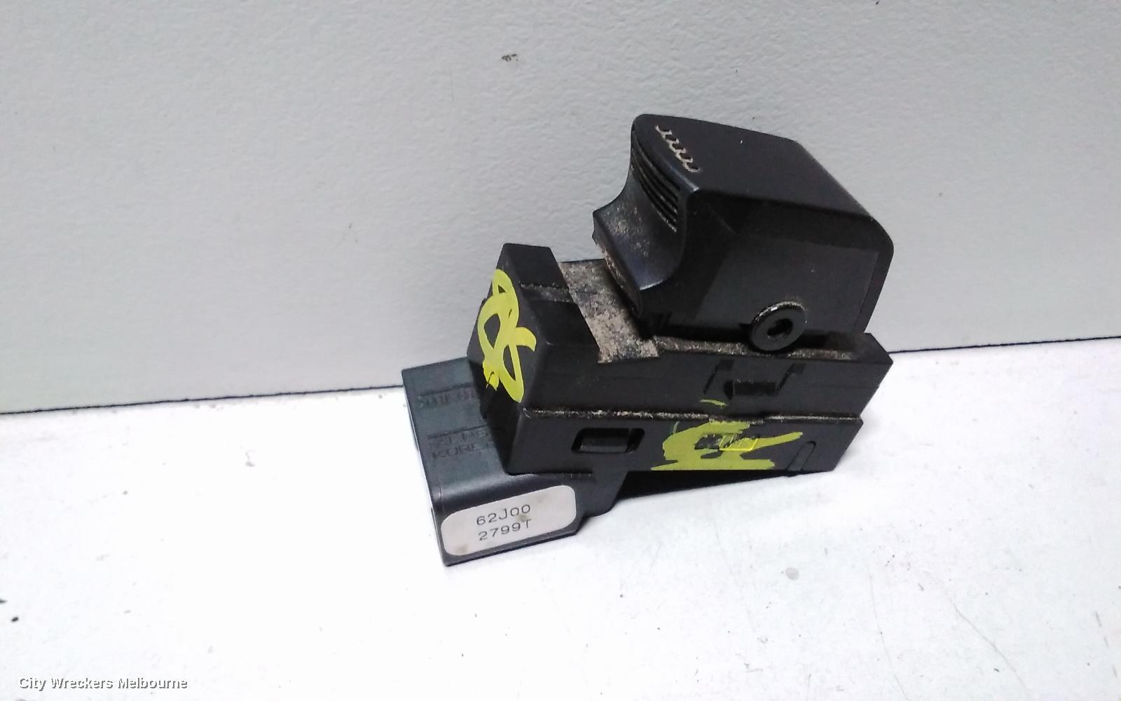 SUZUKI LIANA 2002 Pwr Dr Wind Switch