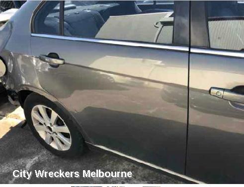 HOLDEN EPICA 2008 RIGHT_REAR_DOOR_SLIDING