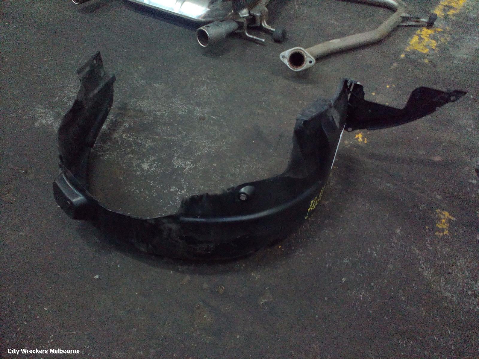 KIA CERATO 2013 Right Guard Liner